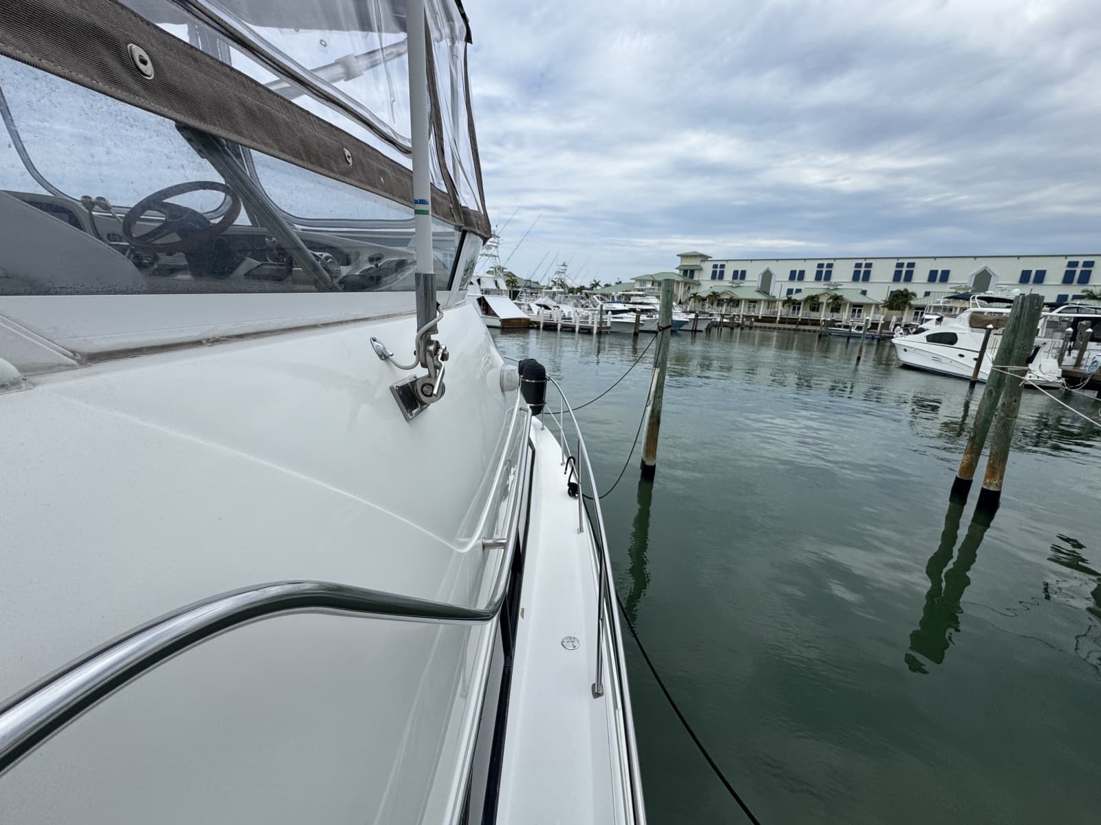 2001 Sea Ray 380 Aft Cabin - Photo 82