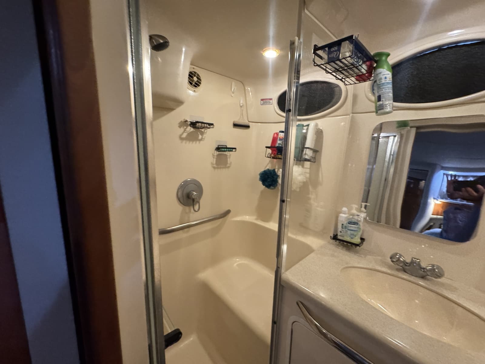 2001 Sea Ray 380 Aft Cabin - Photo 53