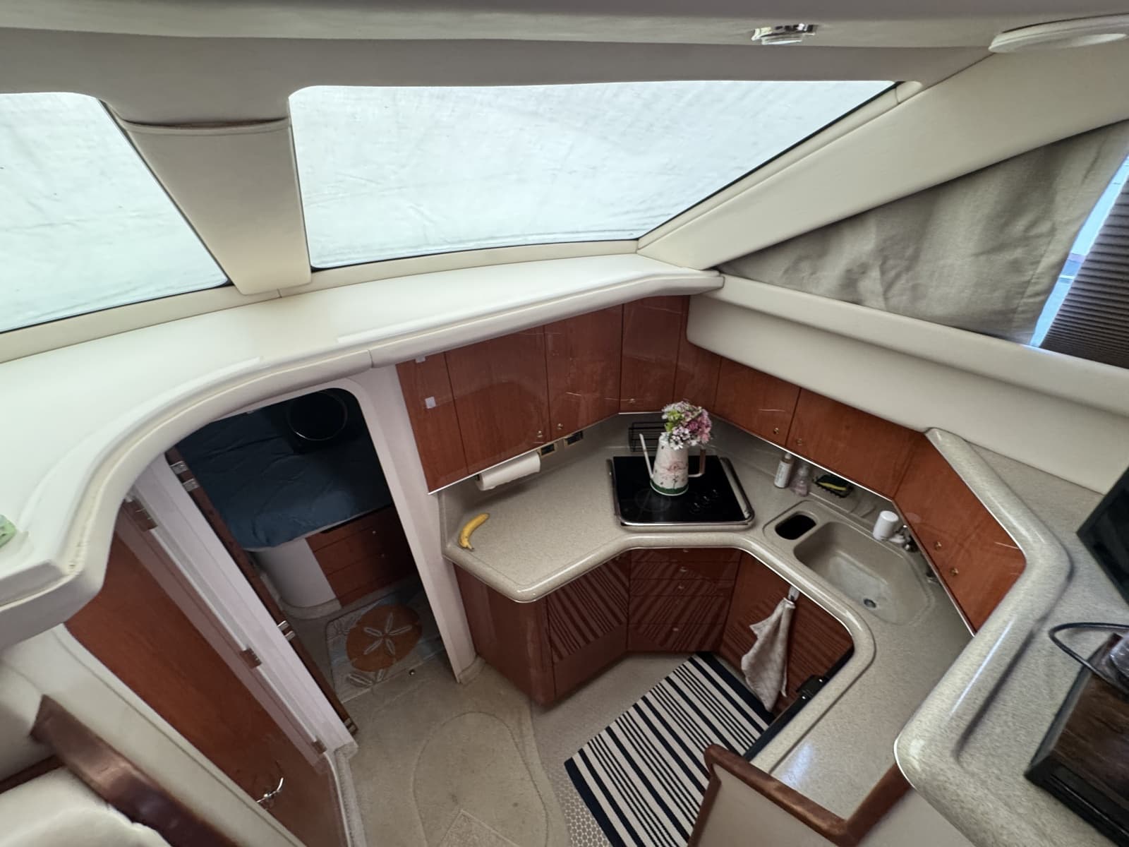 2001 Sea Ray 380 Aft Cabin - Photo 44