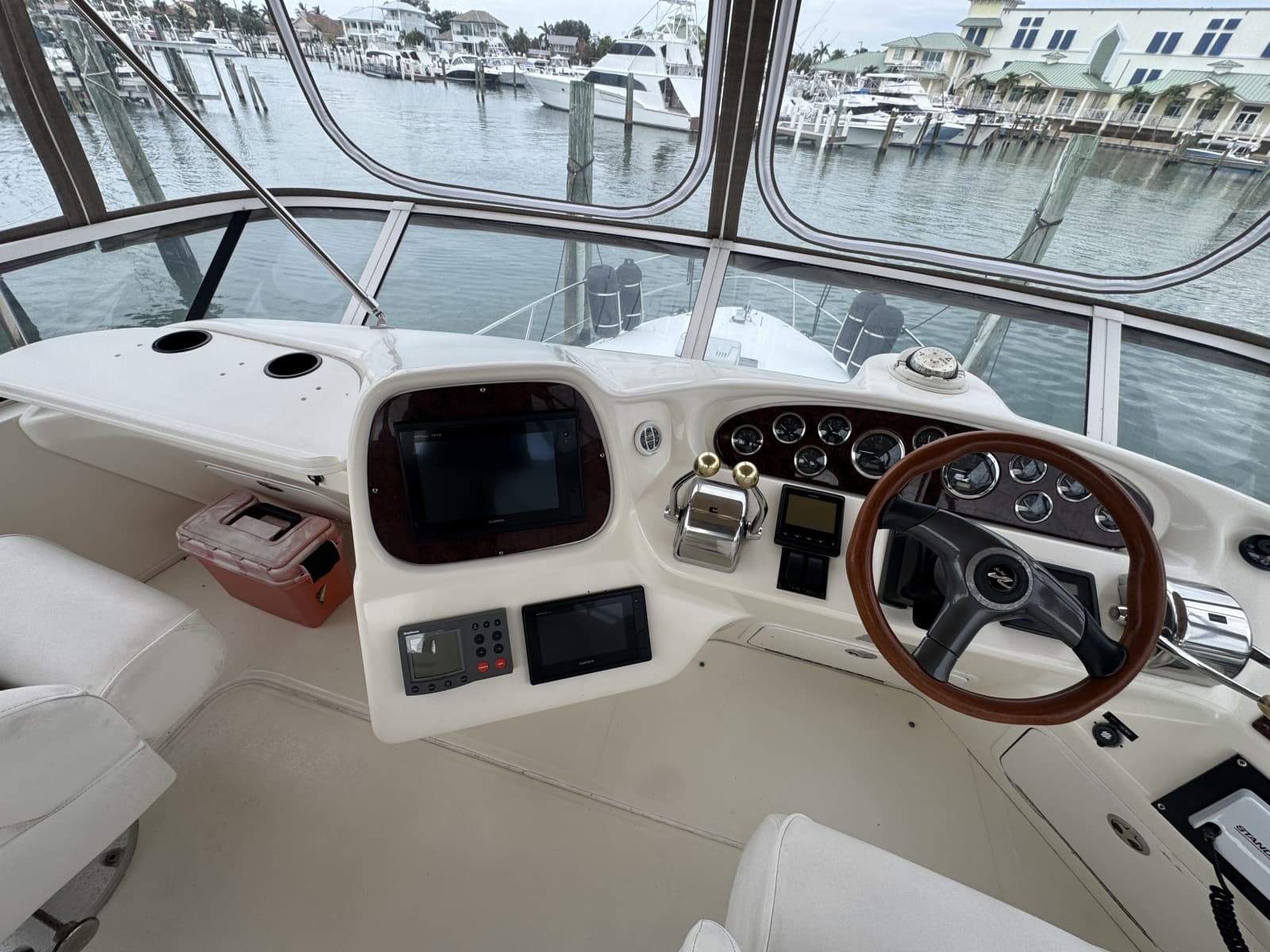2001 Sea Ray 380 Aft Cabin - Photo 23