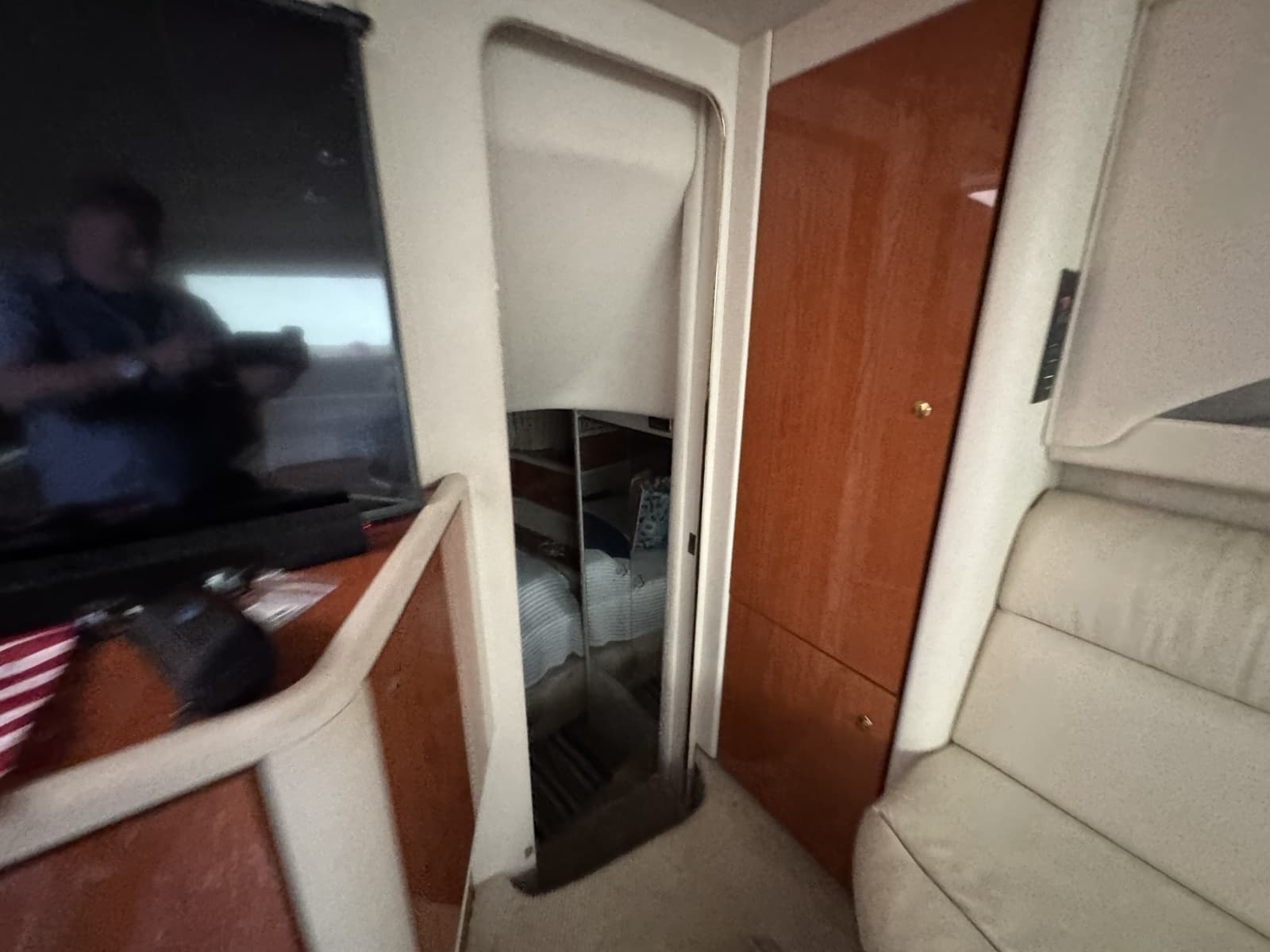 2001 Sea Ray 380 Aft Cabin - Photo 48