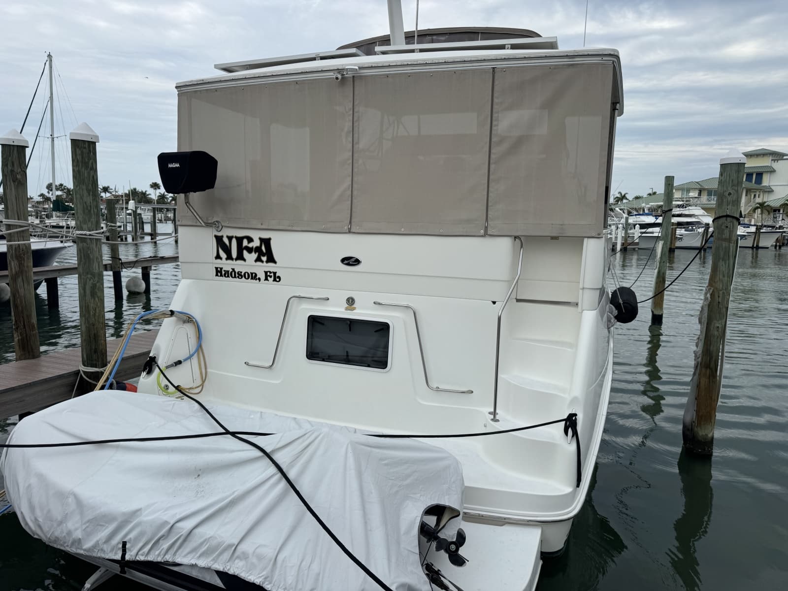 2001 Sea Ray 380 Aft Cabin - Photo 10