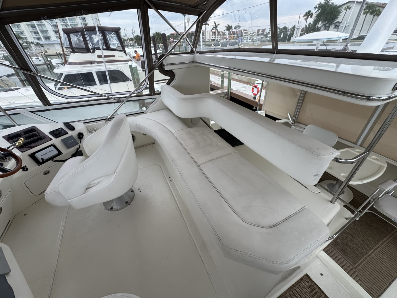 2001 Sea Ray 380 Aft Cabin - Photo 31
