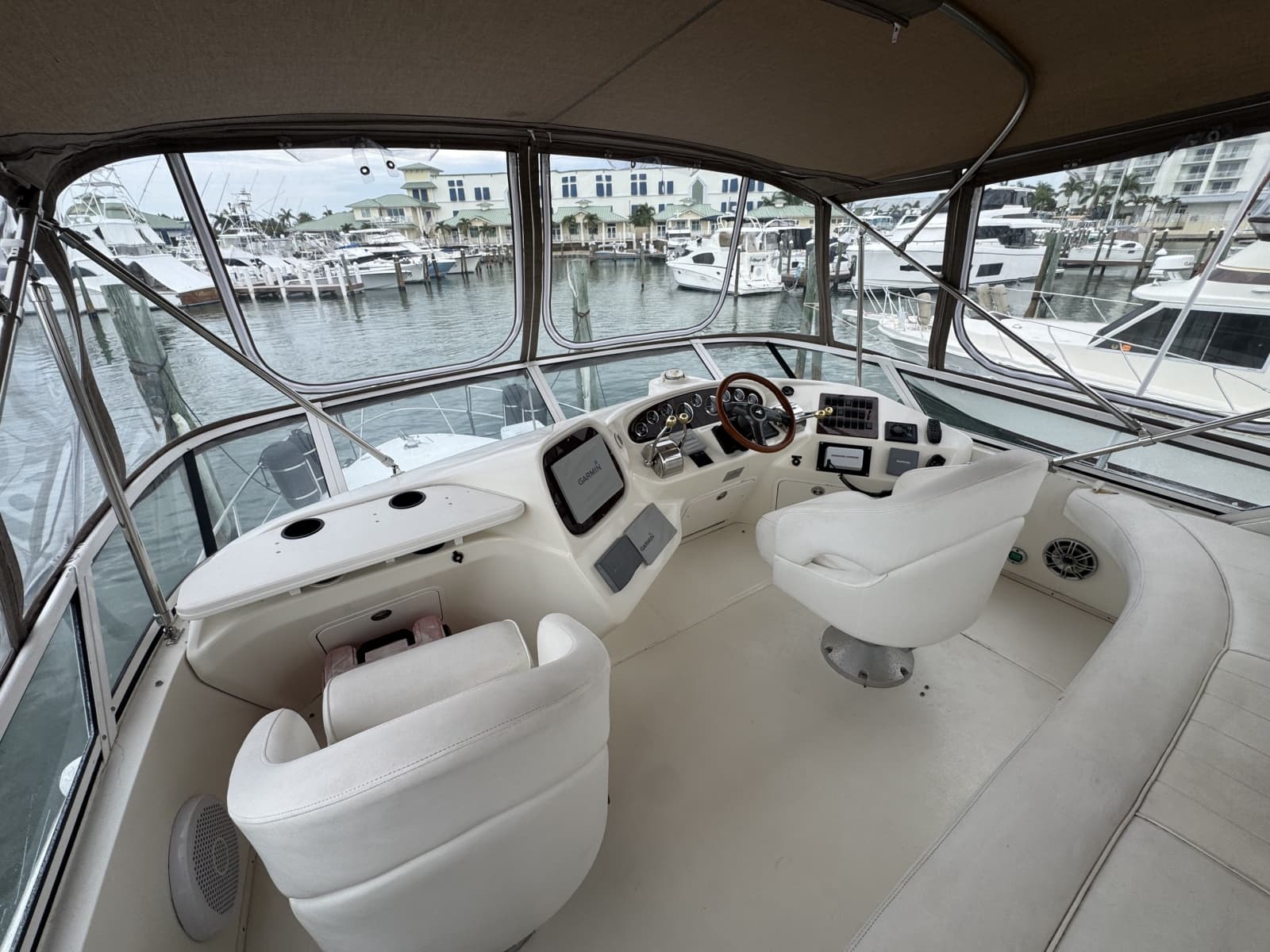 2001 Sea Ray 380 Aft Cabin - Photo 20