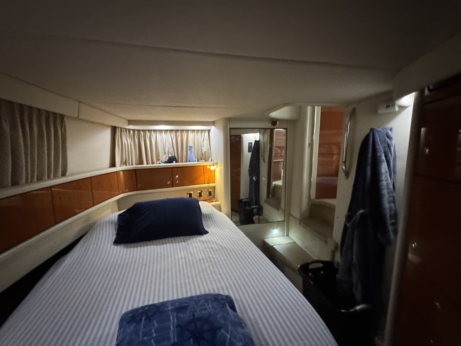 2001 Sea Ray 380 Aft Cabin - Photo 58
