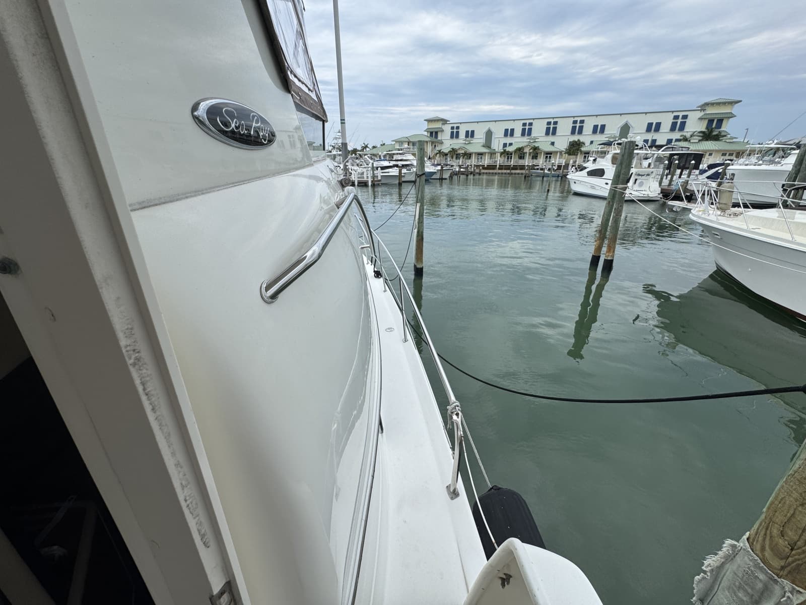 2001 Sea Ray 380 Aft Cabin - Photo 81