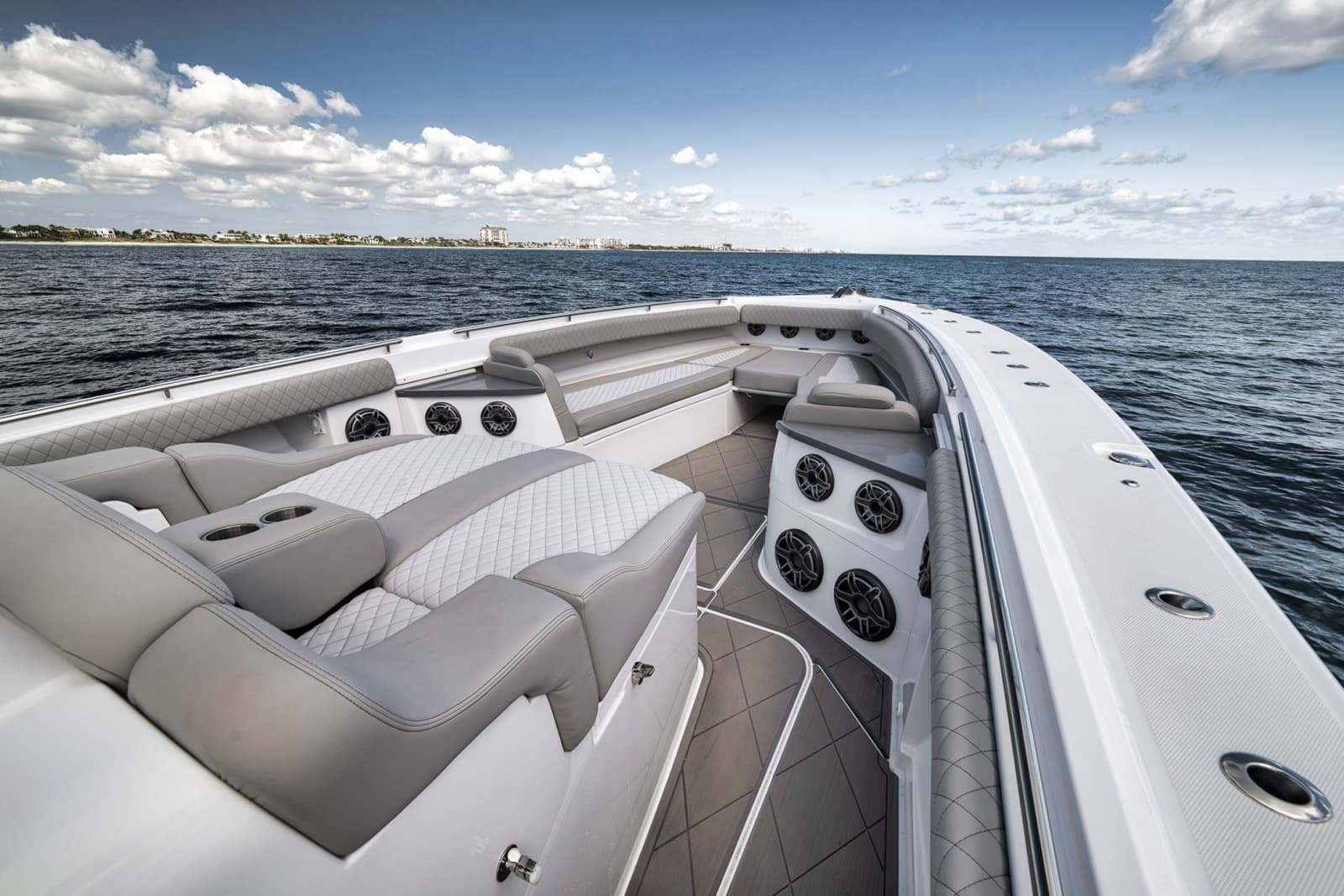 2025 HCB 53 Suenos - Photo 13