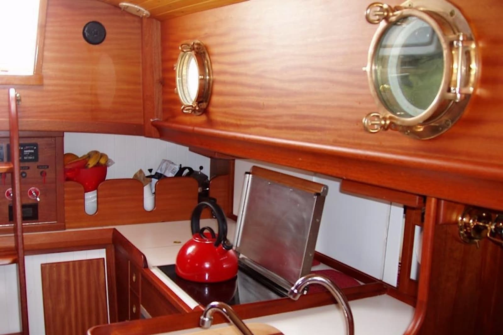 2006 Bristol Channel Cutter 28 - Photo 24