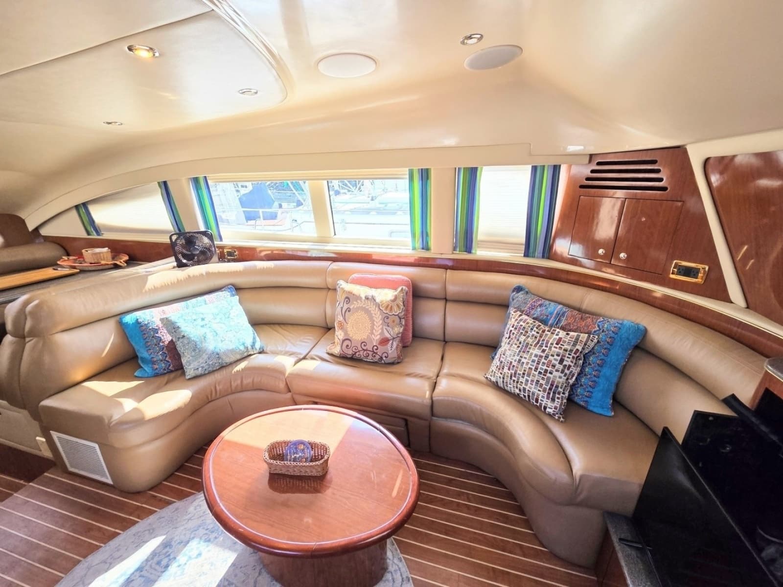2002 Sea Ray 480 Motor Yacht - Photo 8