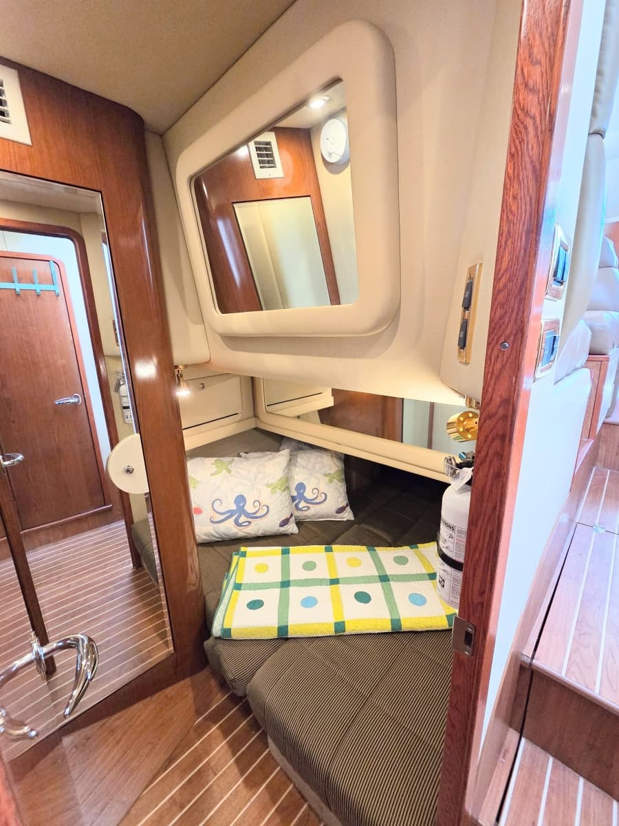 2002 Sea Ray 480 Motor Yacht - Photo 24