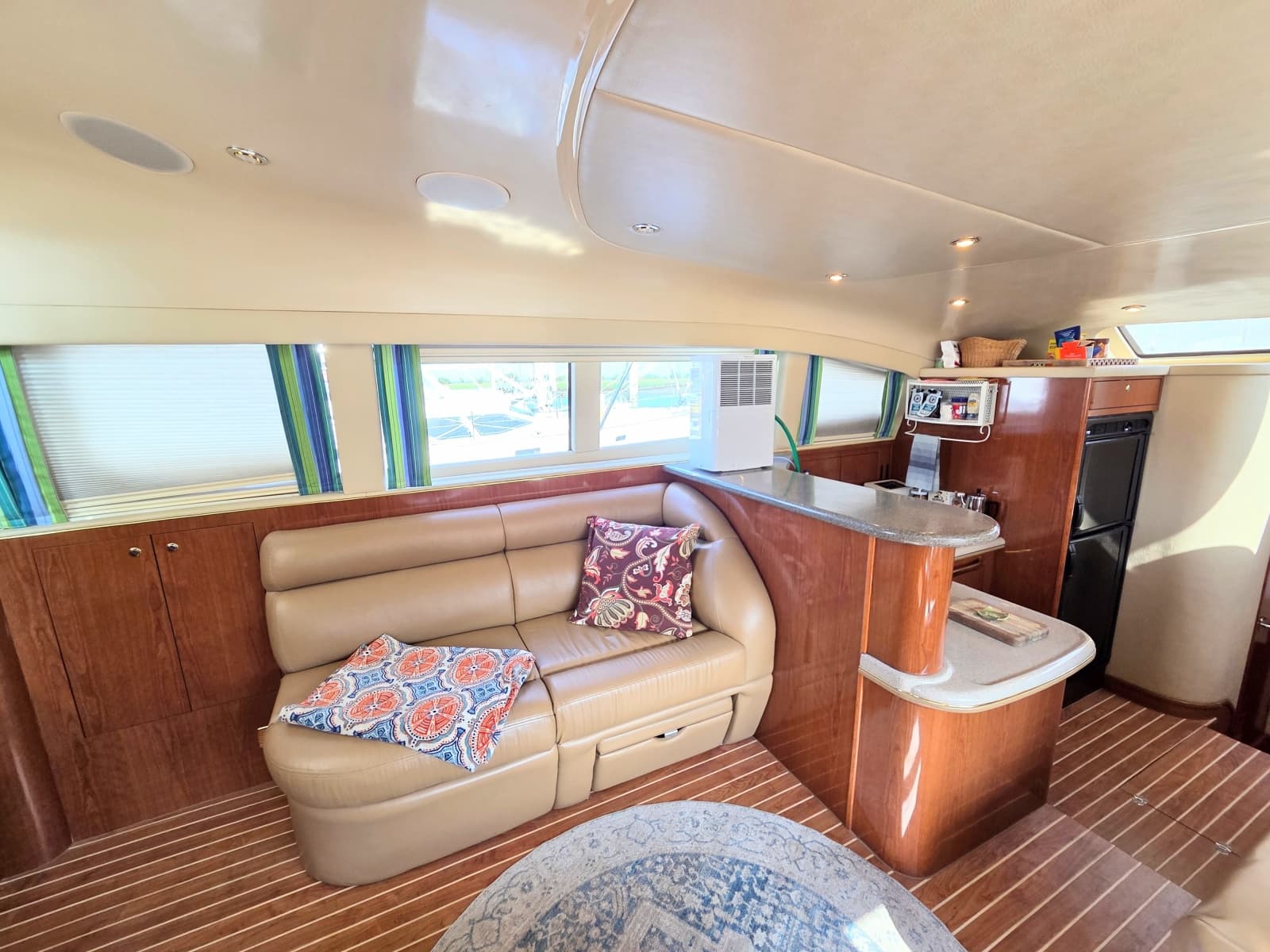 2002 Sea Ray 480 Motor Yacht - Photo 10