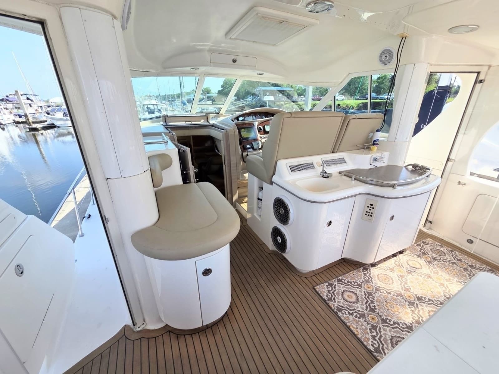 2002 Sea Ray 480 Motor Yacht - Photo 6