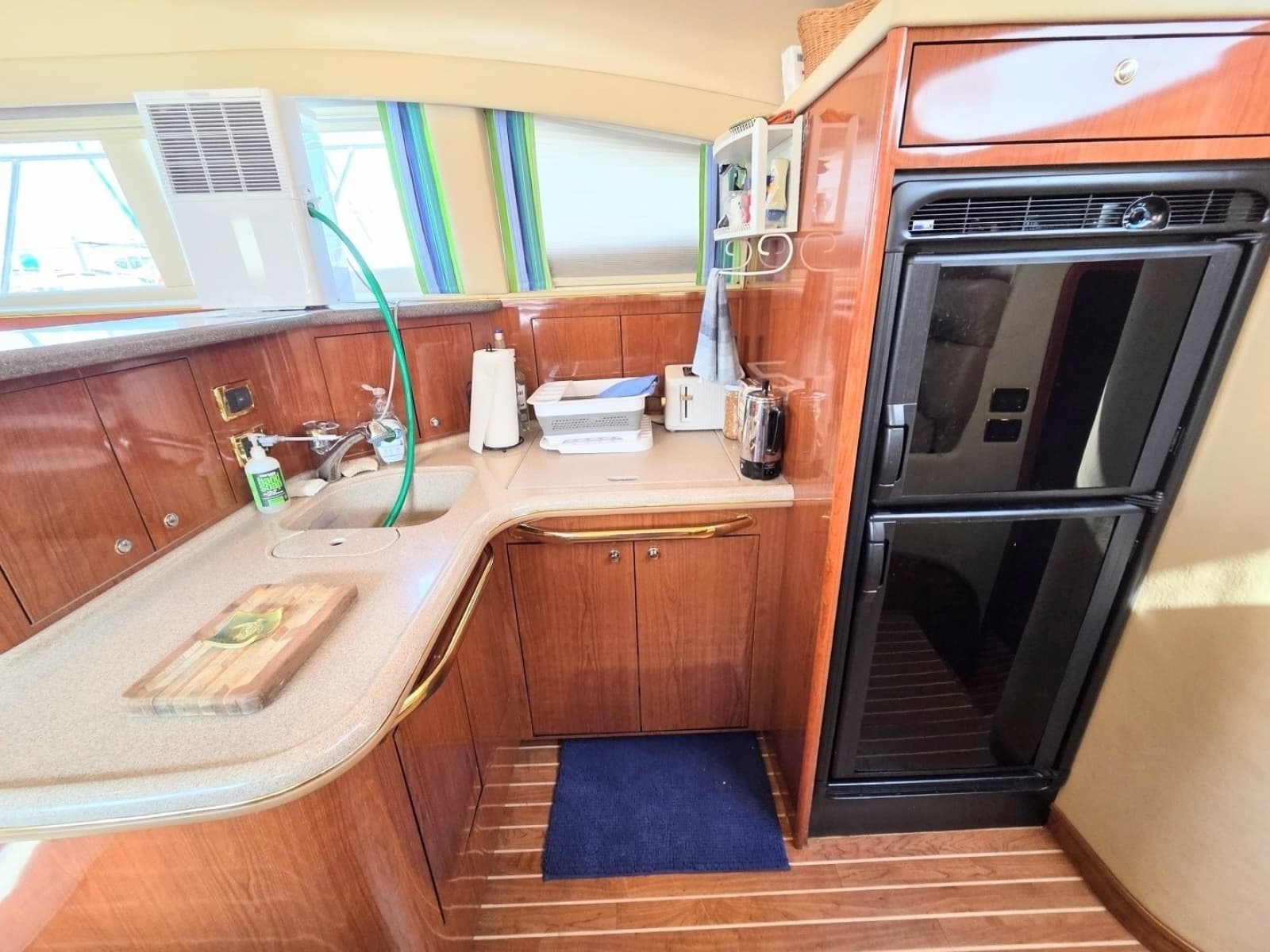 2002 Sea Ray 480 Motor Yacht - Photo 11