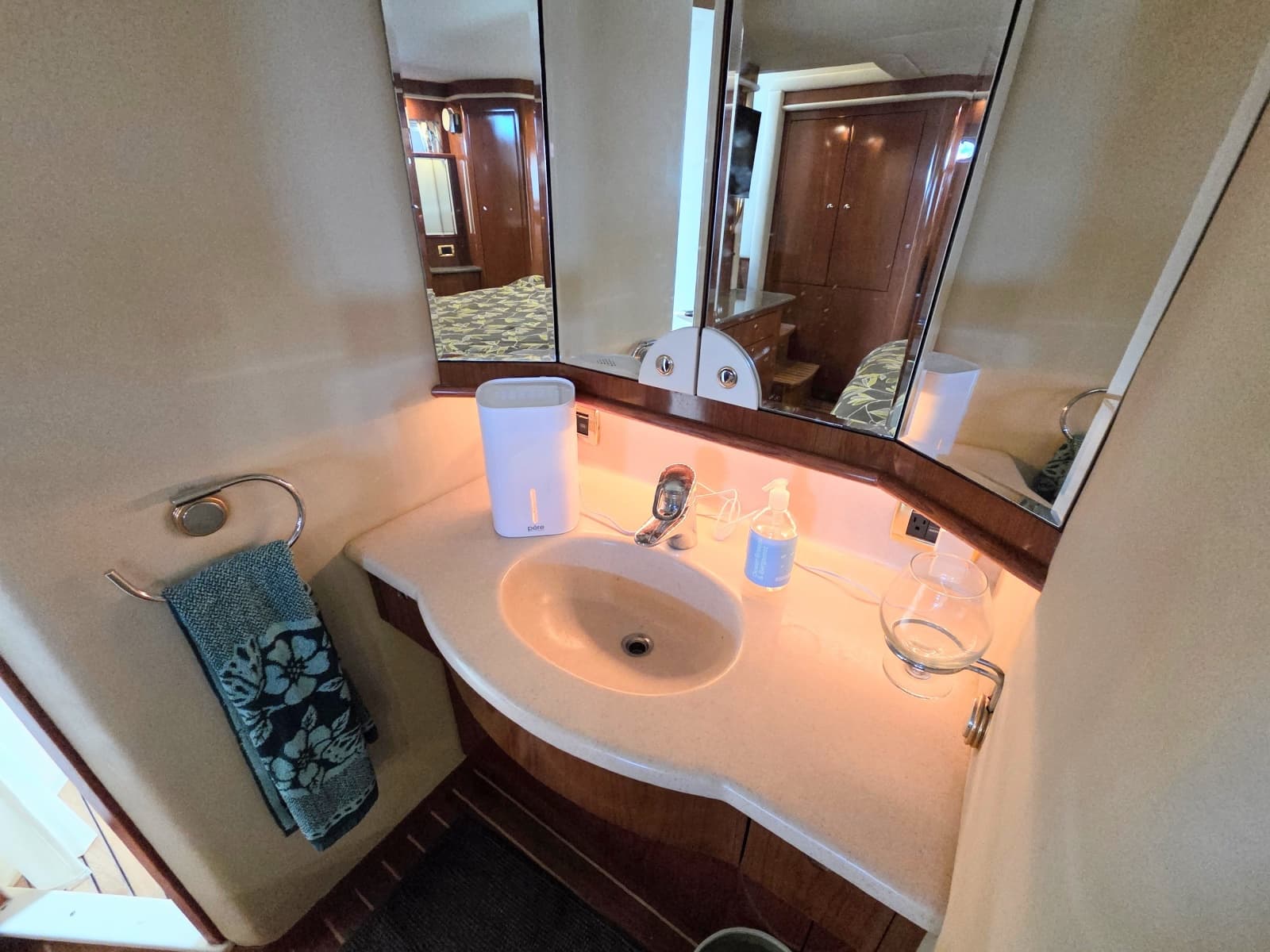 2002 Sea Ray 480 Motor Yacht - Photo 17