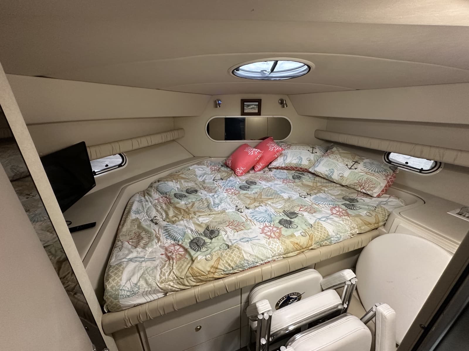 1998 Cruisers Yachts 3650 Aft Cabin - Photo 34