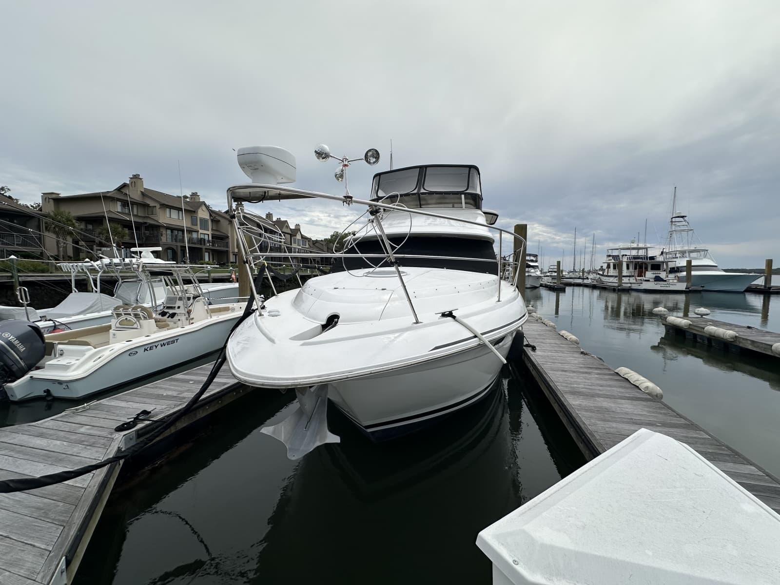 1998 Cruisers Yachts 3650 Aft Cabin - Photo 5