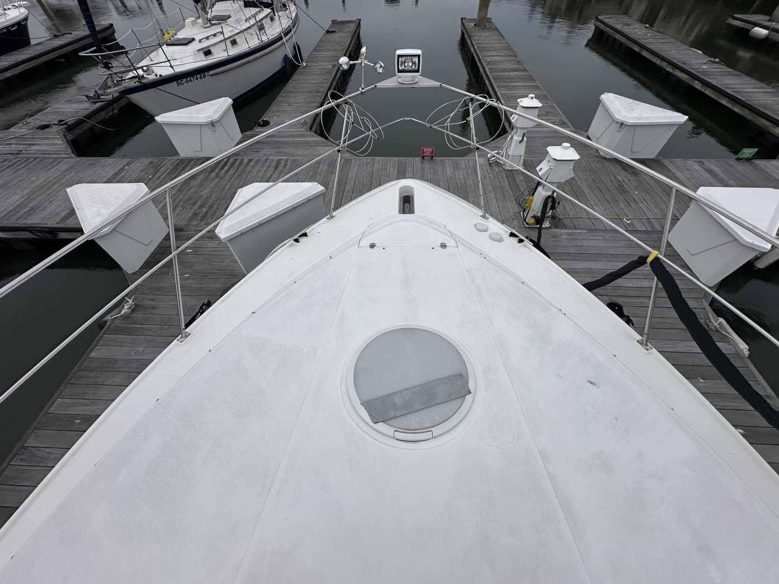 1998 Cruisers Yachts 3650 Aft Cabin - Photo 11
