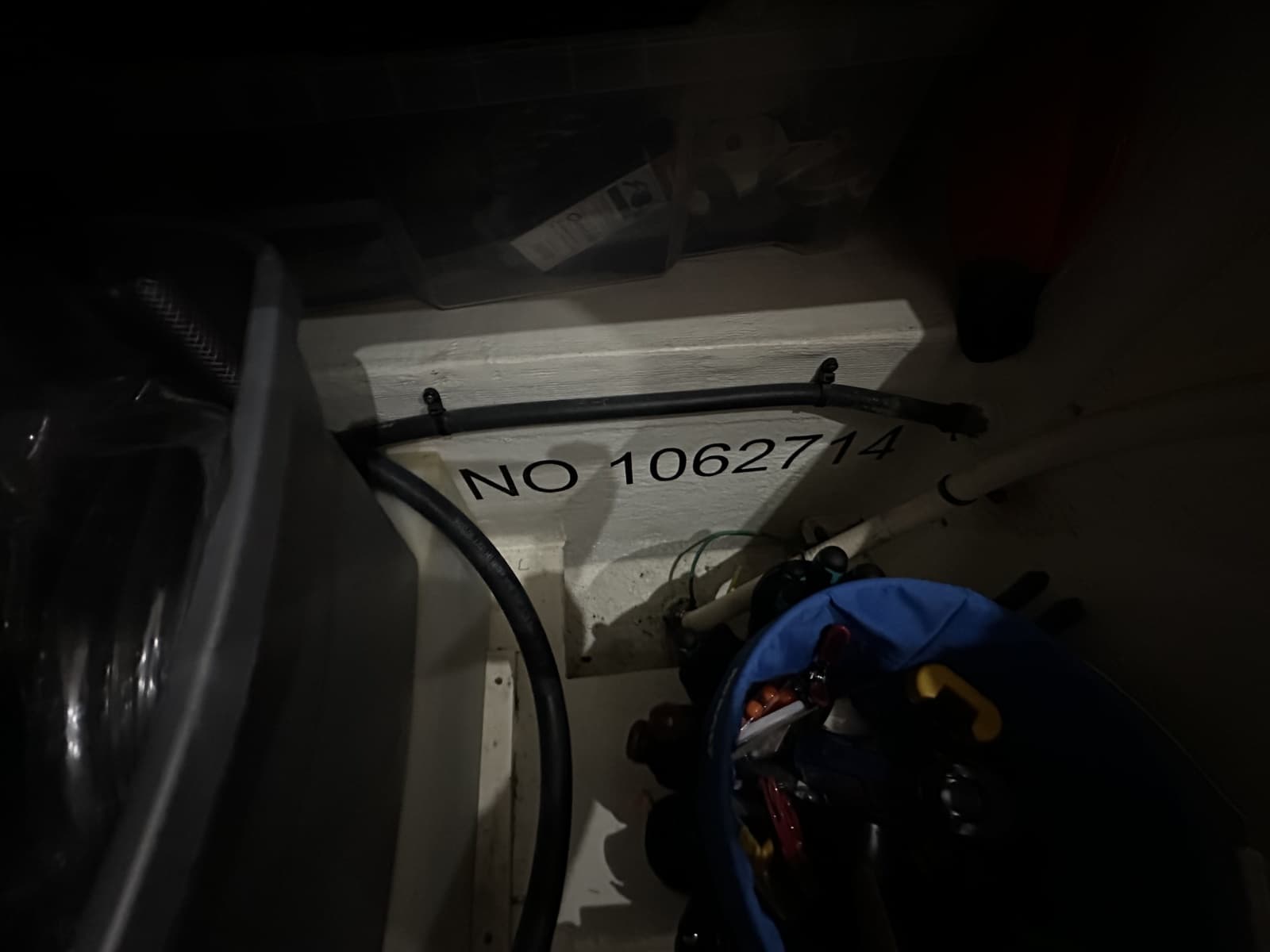 1998 Cruisers Yachts 3650 Aft Cabin - Photo 58