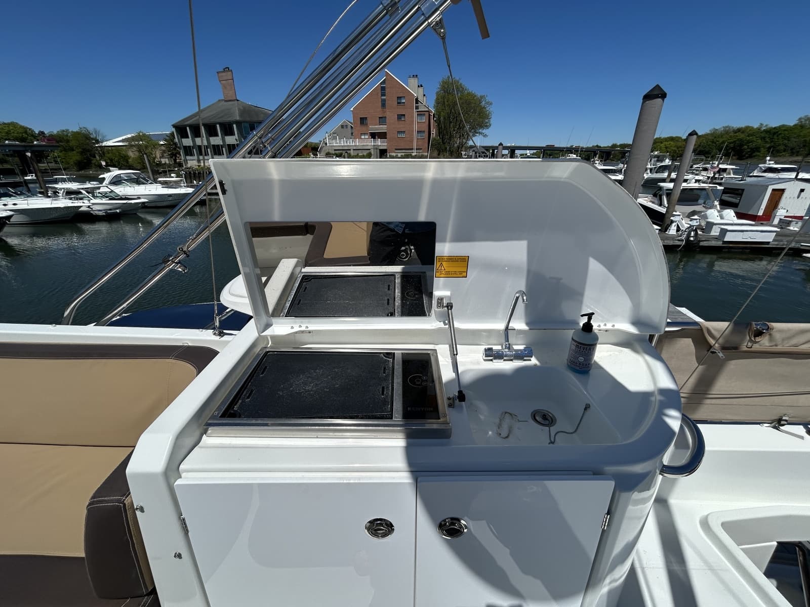 2018 Beneteau 44 Swift Trawler - Photo 23