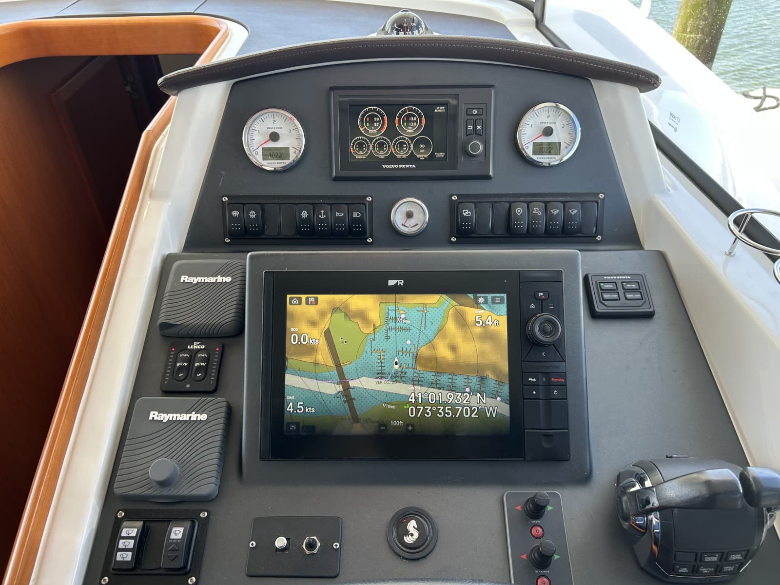 2018 Beneteau 44 Swift Trawler - Photo 15