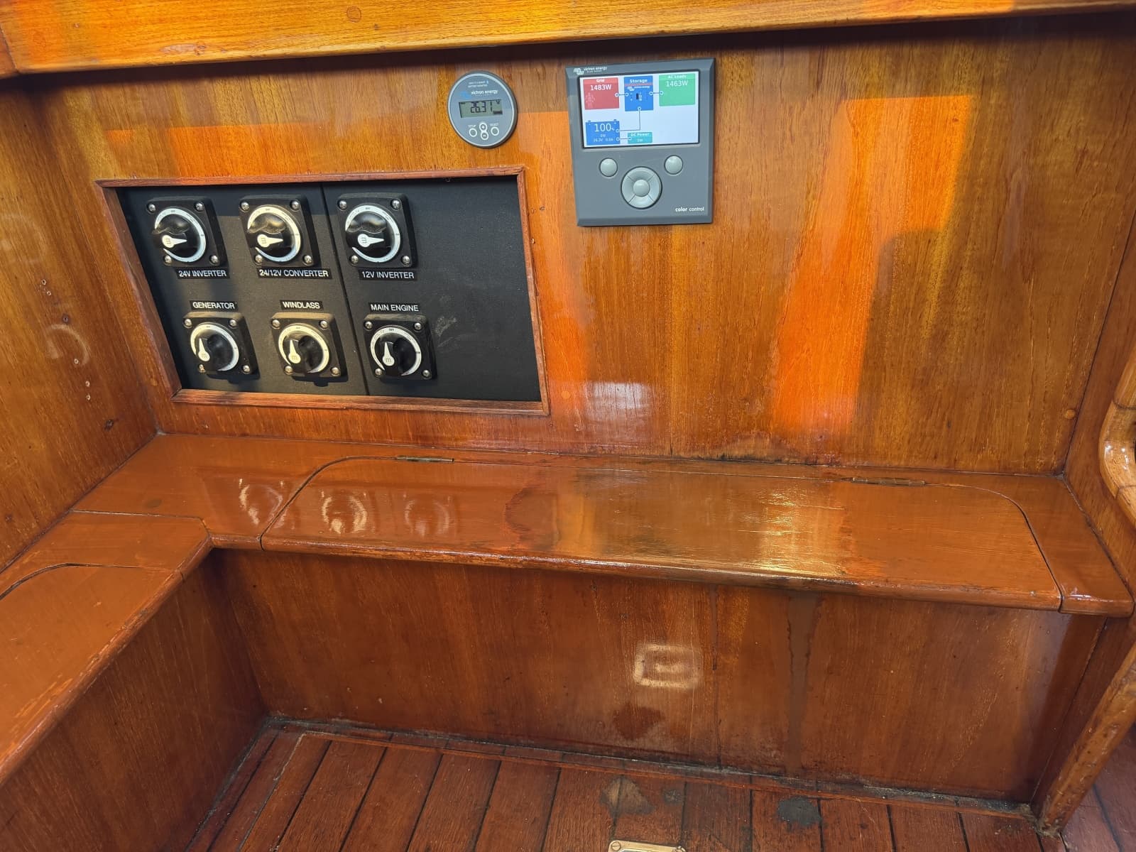 1977 Fisher 46 - Photo 8