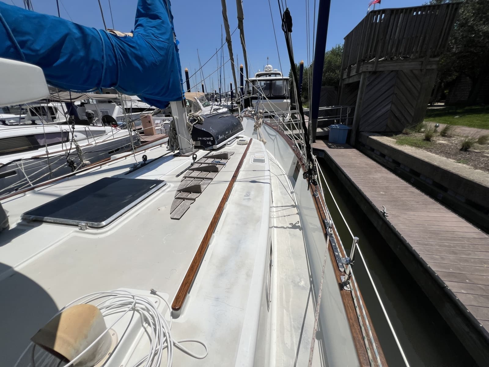 1977 Fisher 46 - Photo 30