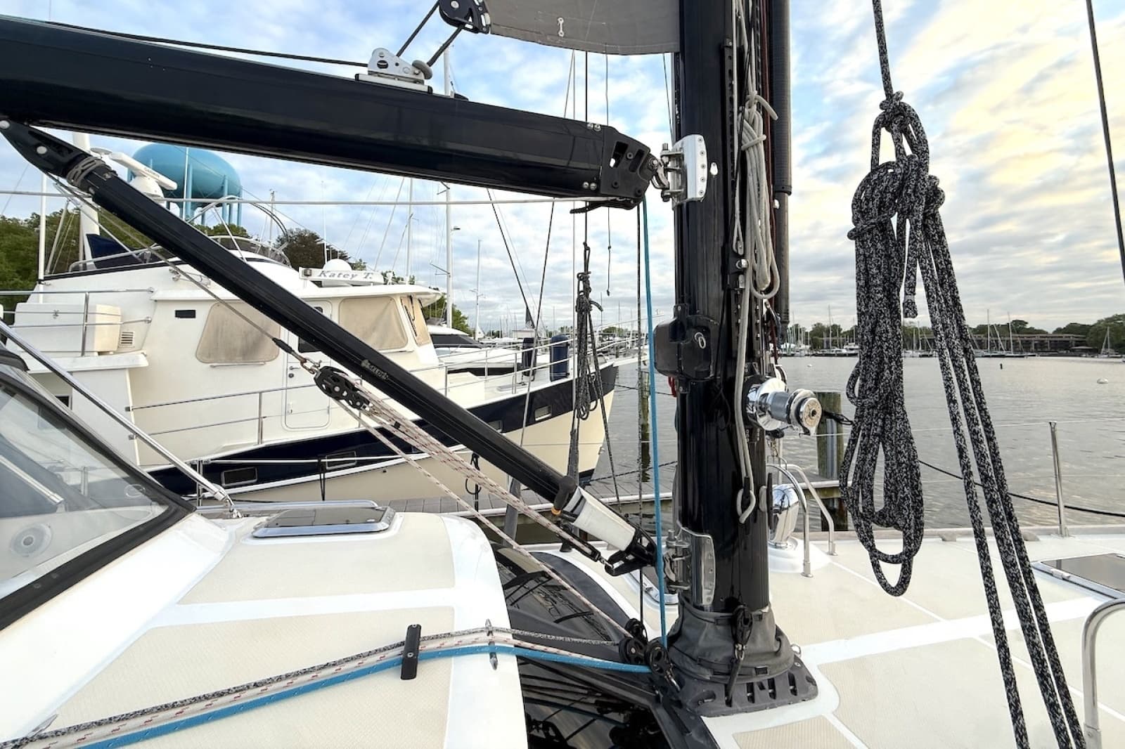2014 Hylas 56 - Photo 12