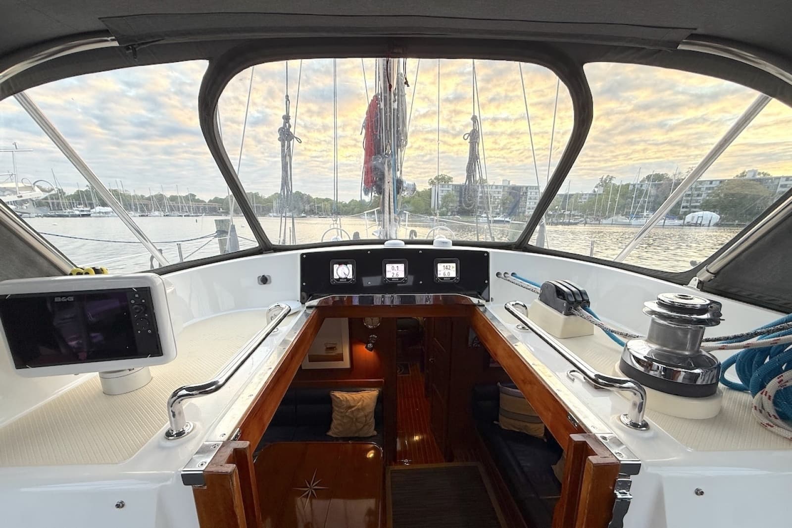 2014 Hylas 56 - Photo 17
