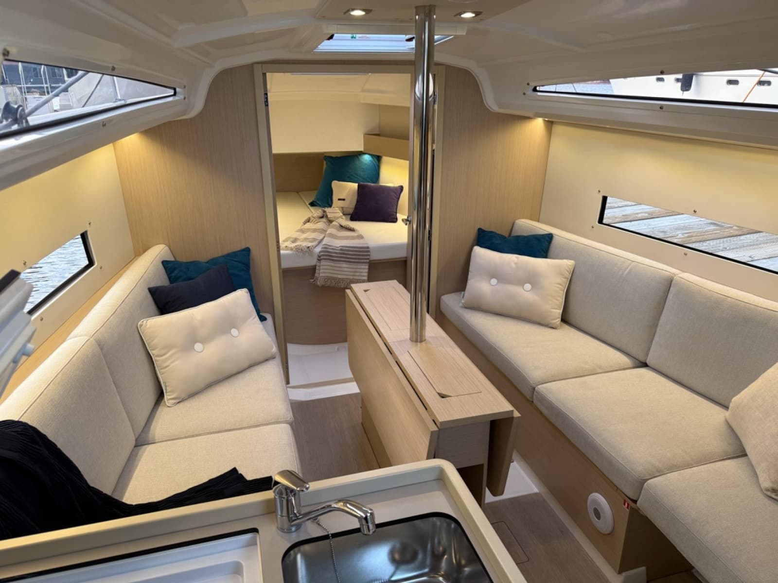 2023 Beneteau Oceanis 30.1 - Photo 3