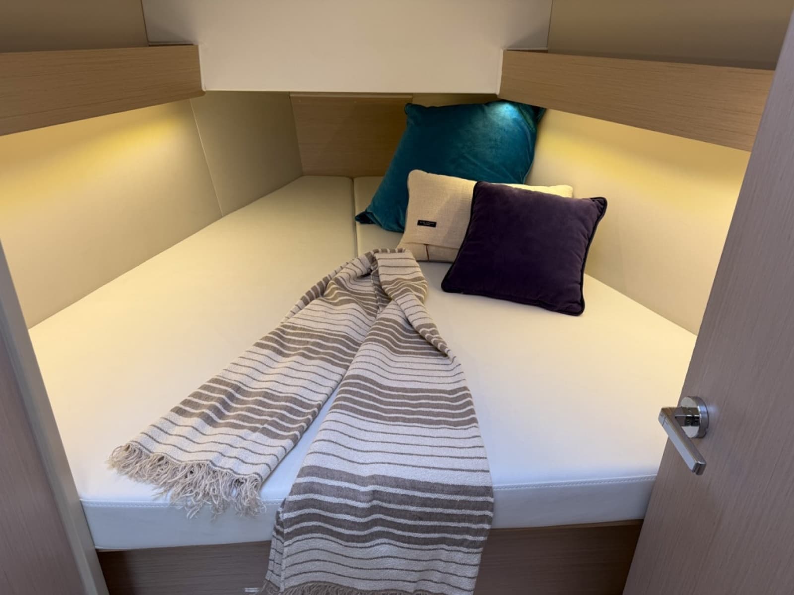 2023 Beneteau Oceanis 30.1 - Photo 4