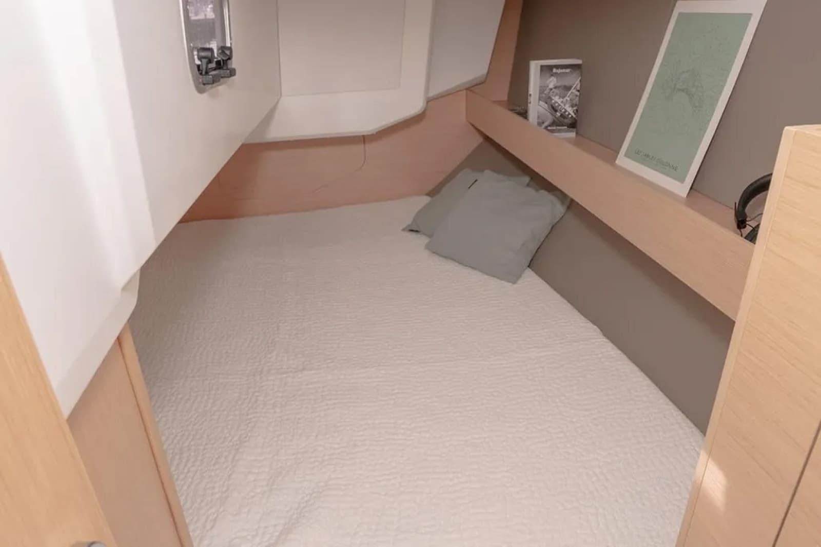 2023 Beneteau Oceanis 30.1 - Photo 7