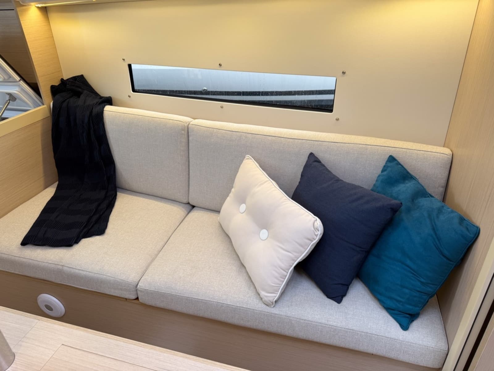 2023 Beneteau Oceanis 30.1 - Photo 18