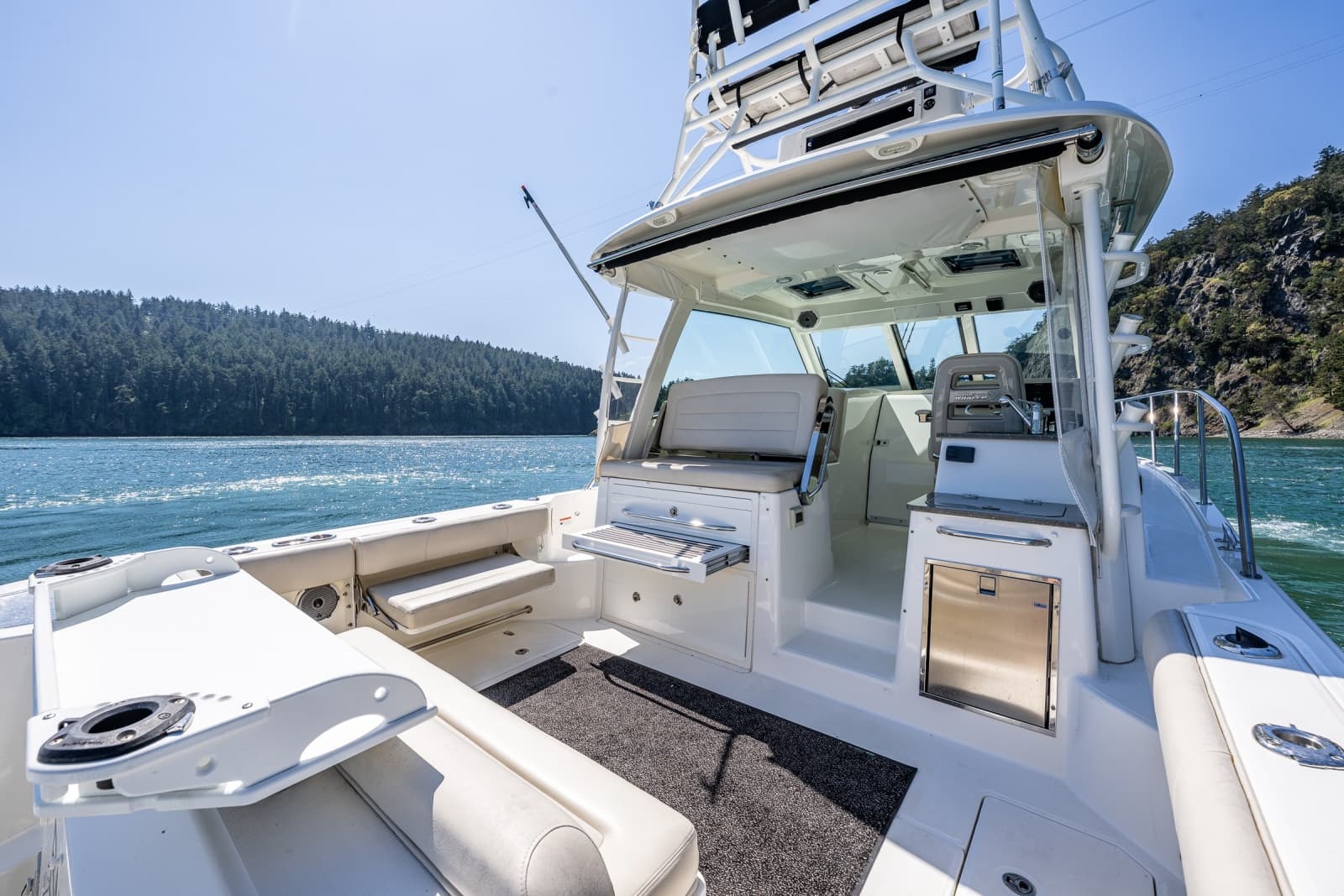 2019 Boston Whaler 345 Conquest - Photo 10