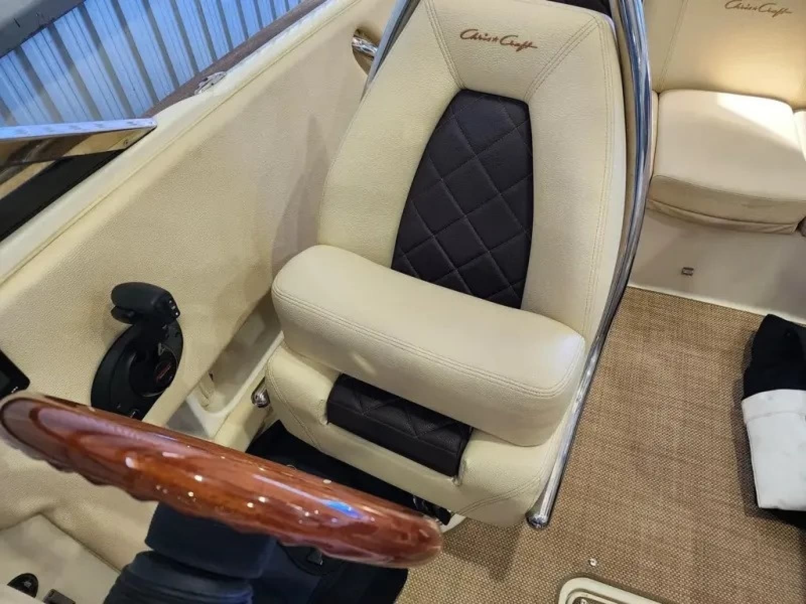 2018 Chris-Craft Launch 23 - Photo 45