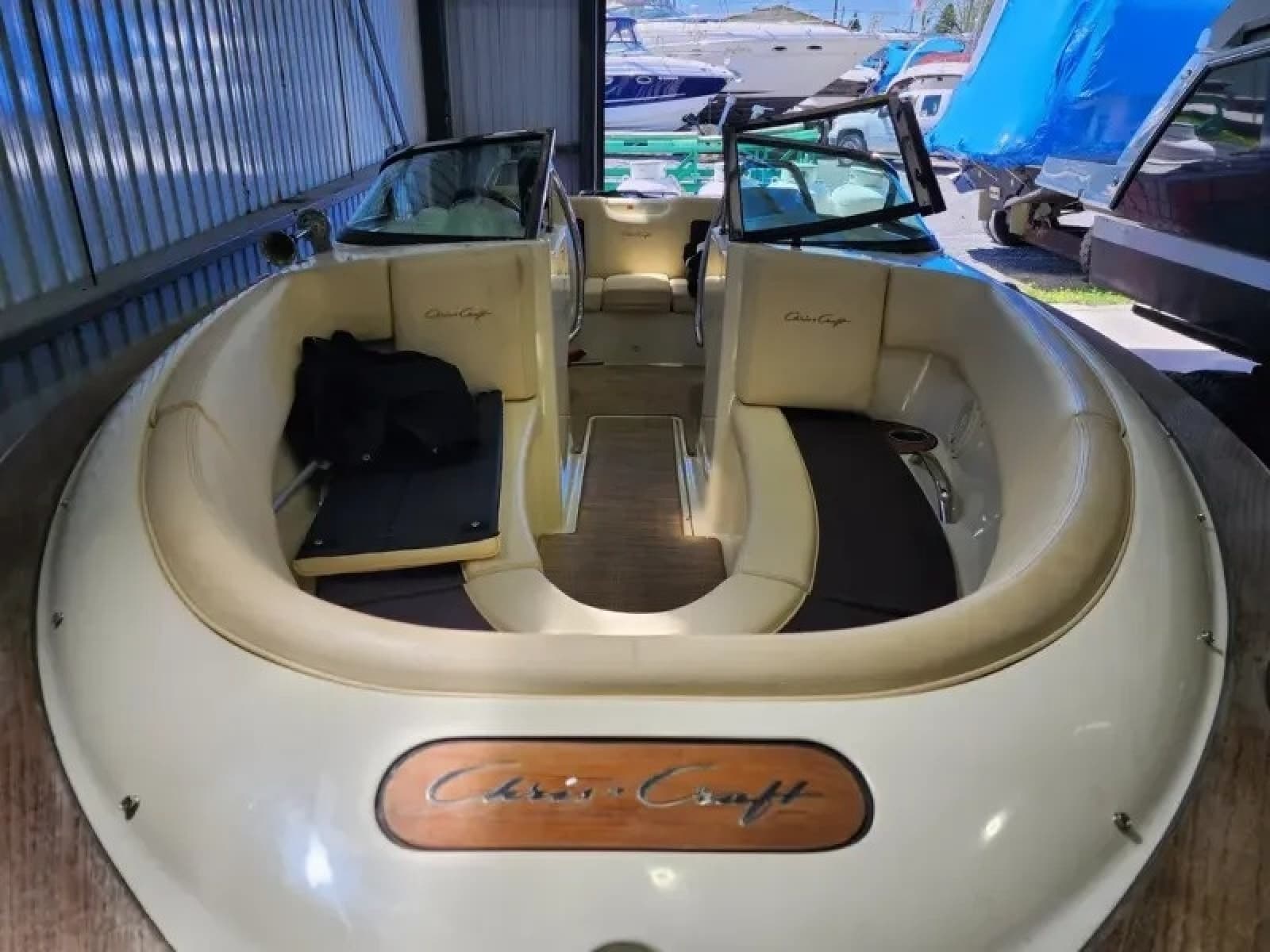 2018 Chris-Craft Launch 23 - Photo 9