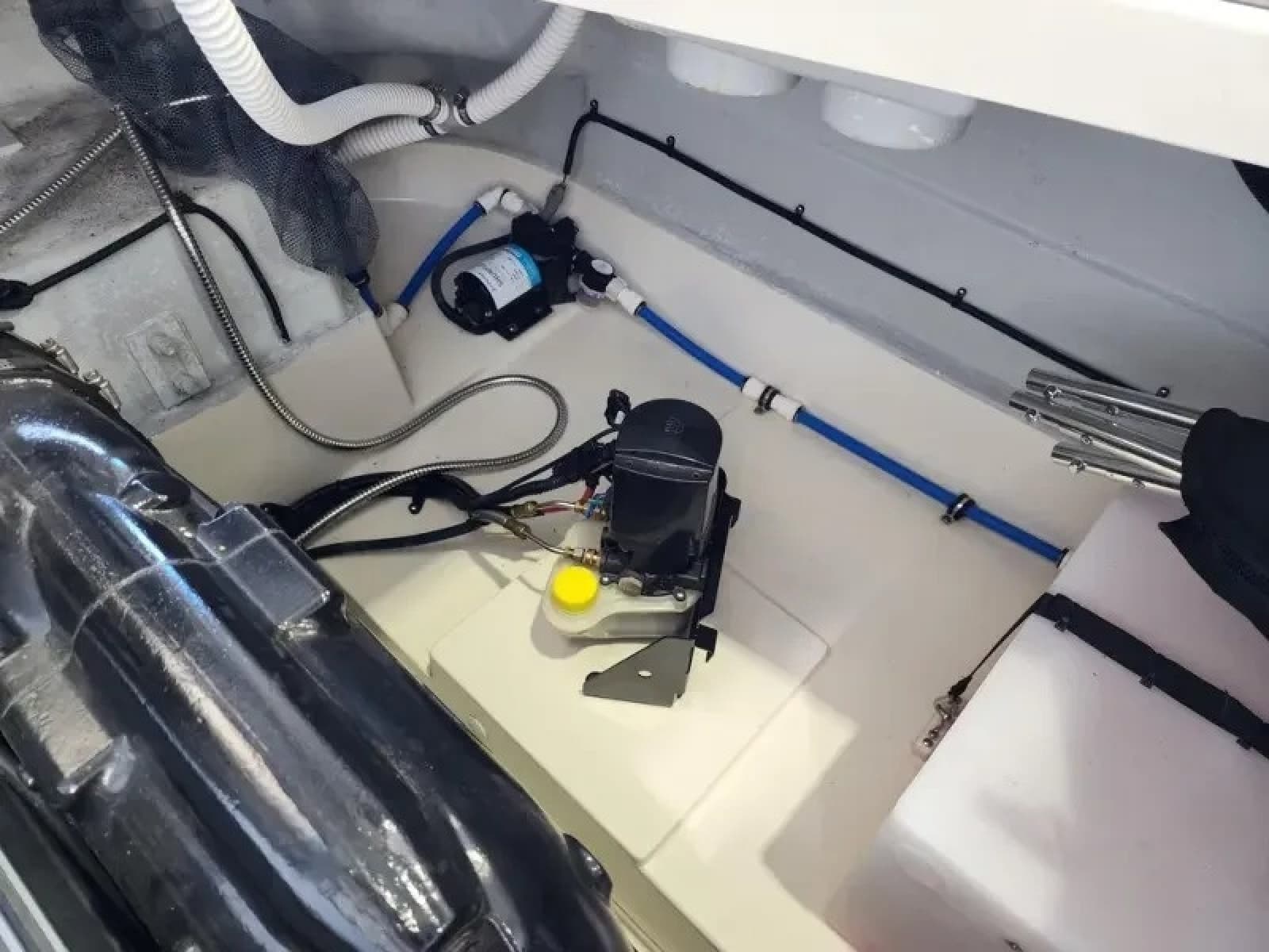 2018 Chris-Craft Launch 23 - Photo 16