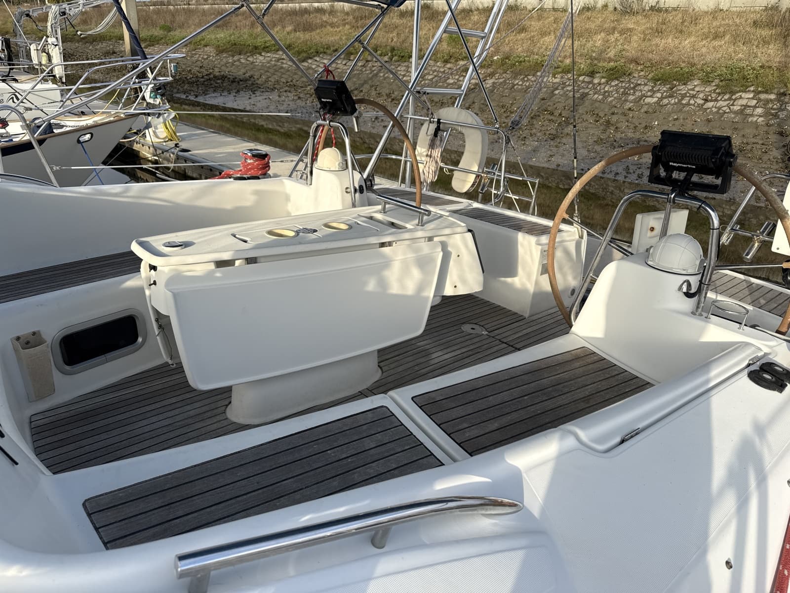 2010 Beneteau  - Photo 12