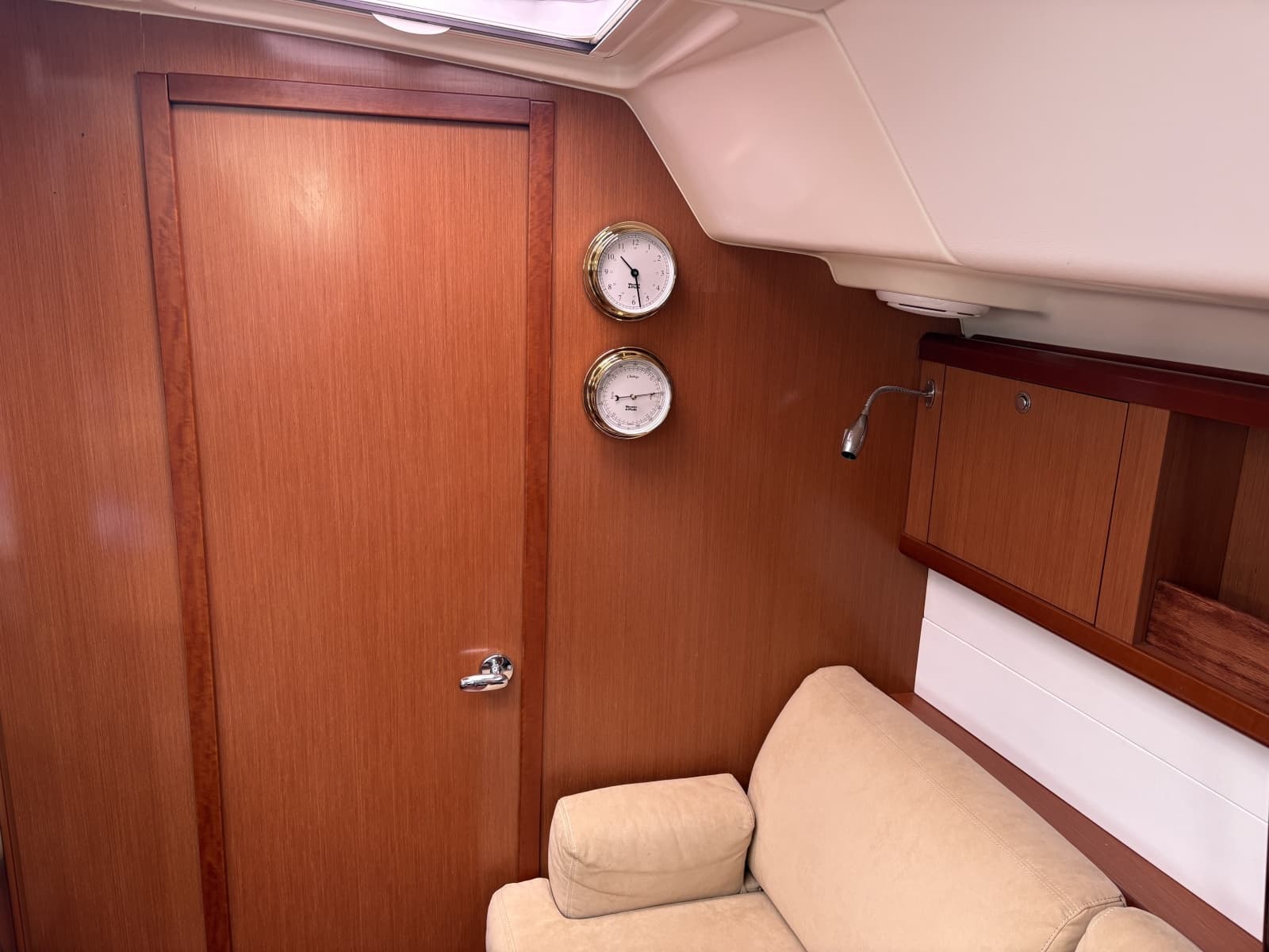 2010 Beneteau  - Photo 40