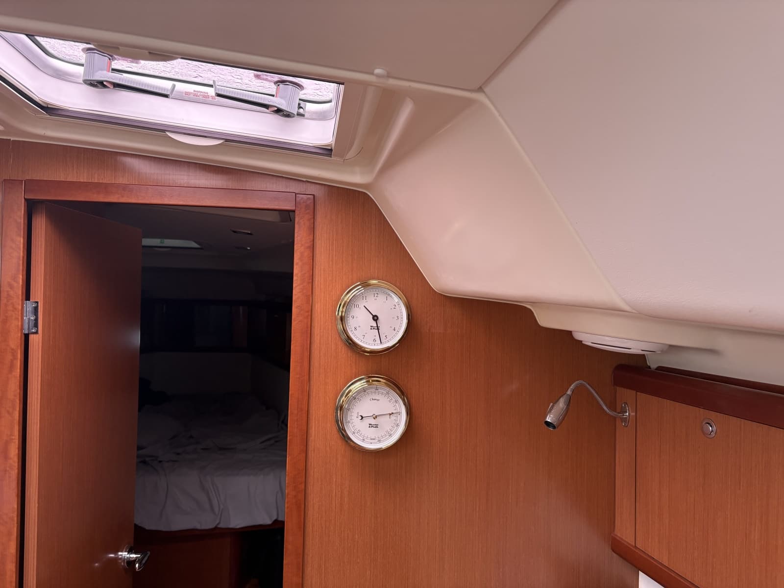 2010 Beneteau  - Photo 39