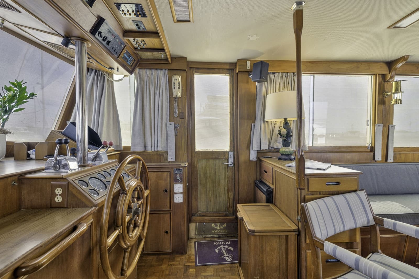 1983 Grand Banks 49 Classic - Photo 15