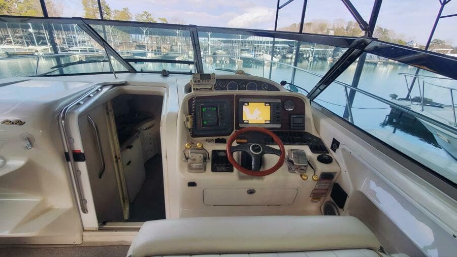 1997 Sea Ray 370 - Photo 11