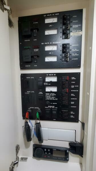1997 Sea Ray 370 - Photo 19