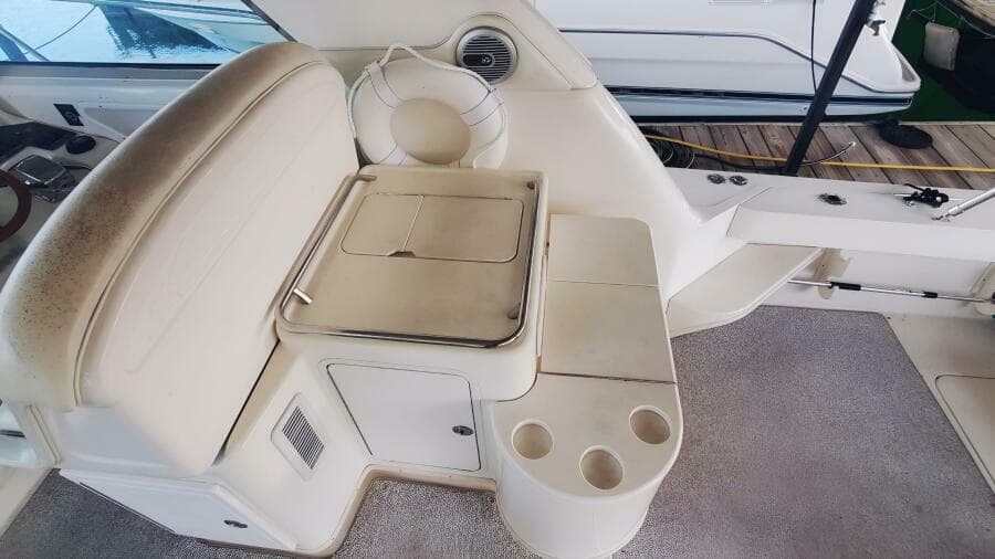 1997 Sea Ray 370 - Photo 9