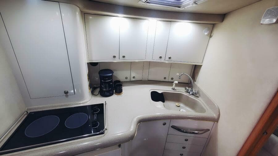 1997 Sea Ray 370 - Photo 18