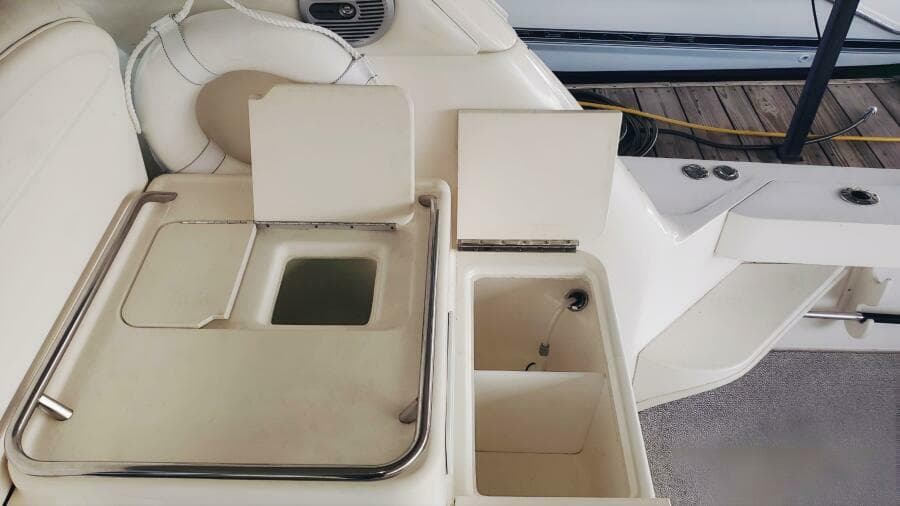 1997 Sea Ray 370 - Photo 10