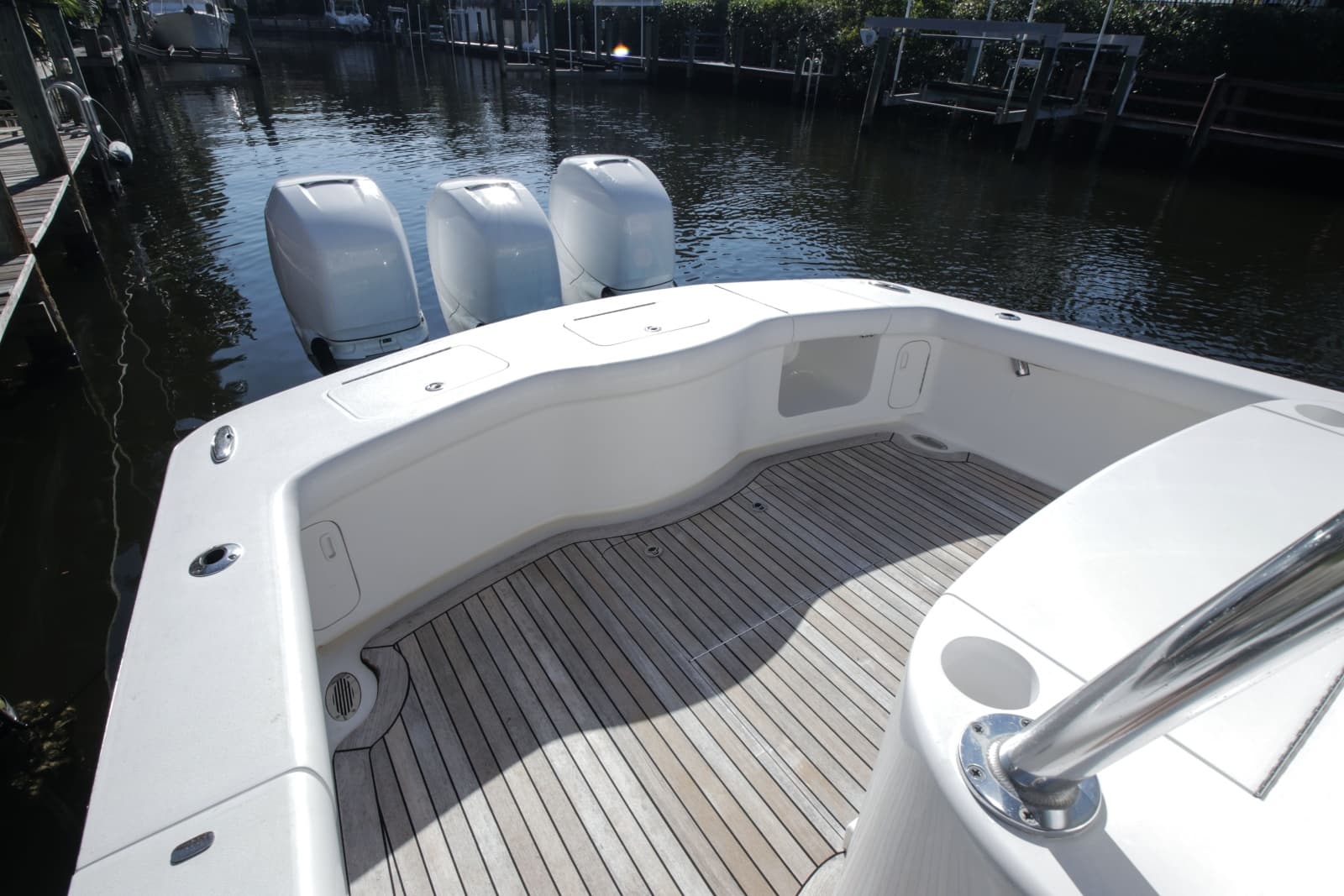 2018 Winter Custom Yachts Center Console - Photo 20