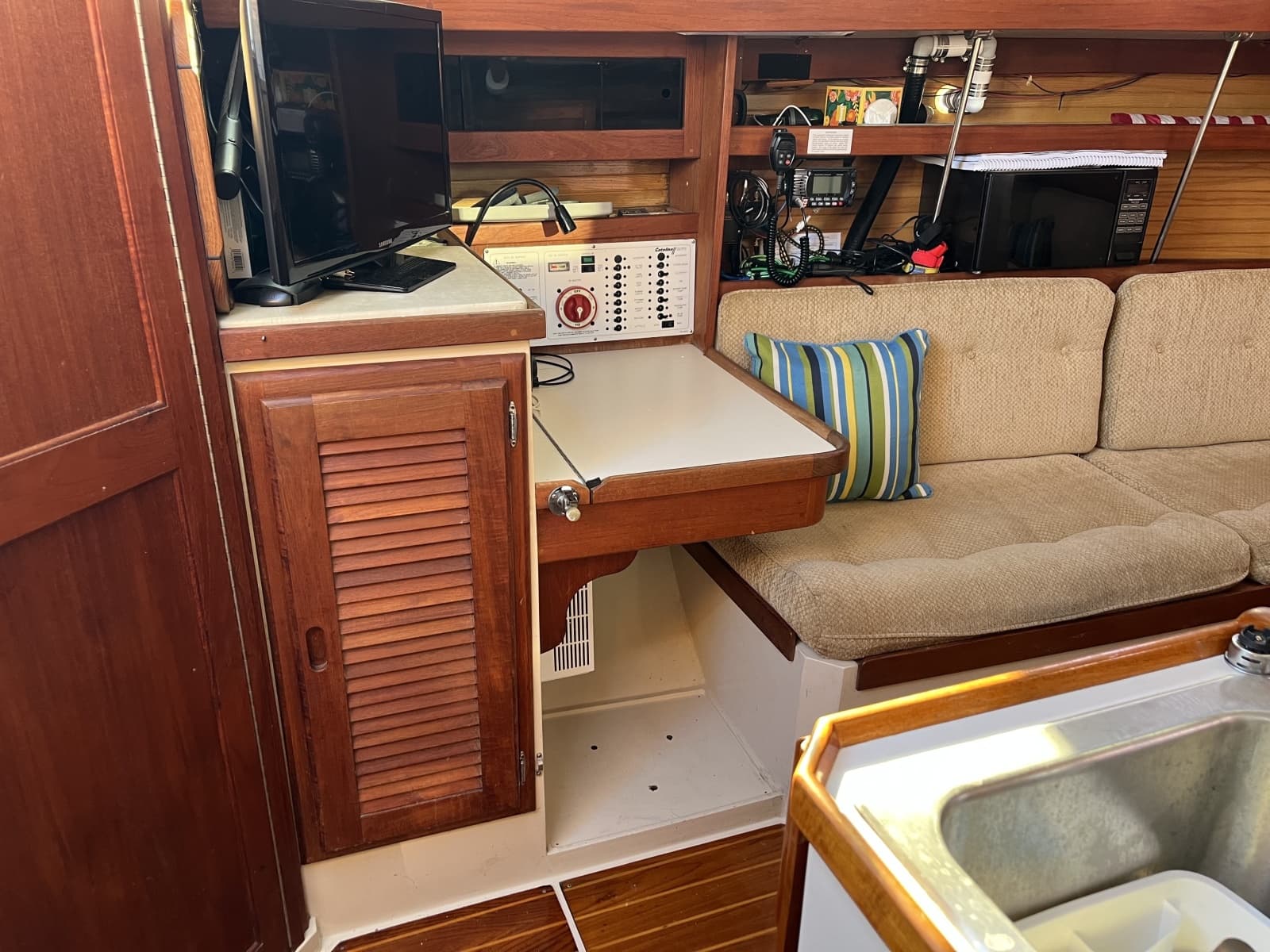 1986 Catalina 34 - Photo 6