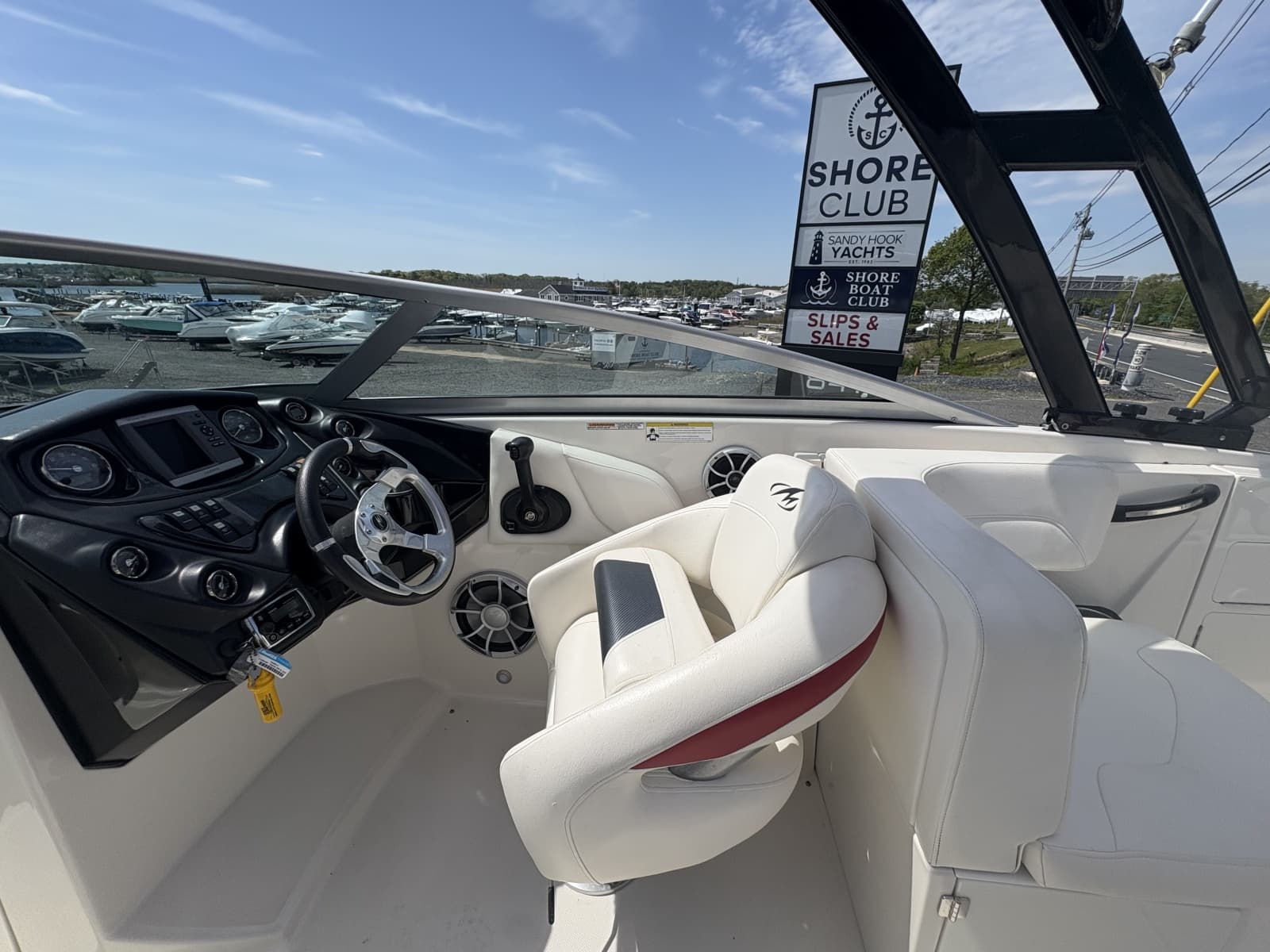 2013 Monterey M5 Sport Boat - Photo 12