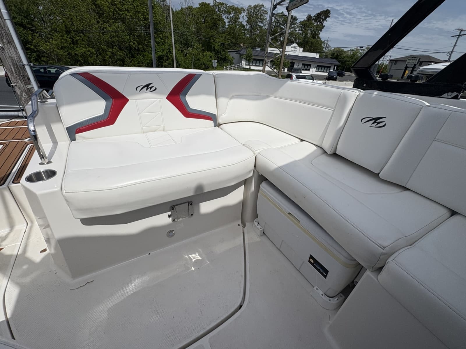2013 Monterey M5 Sport Boat - Photo 11
