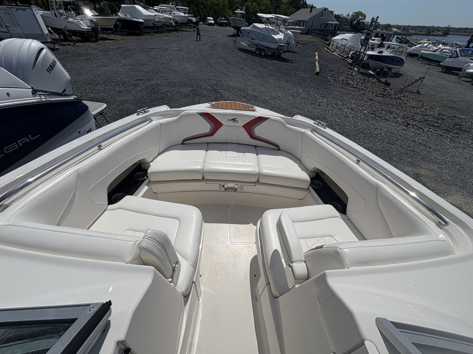 2013 Monterey M5 Sport Boat - Photo 24